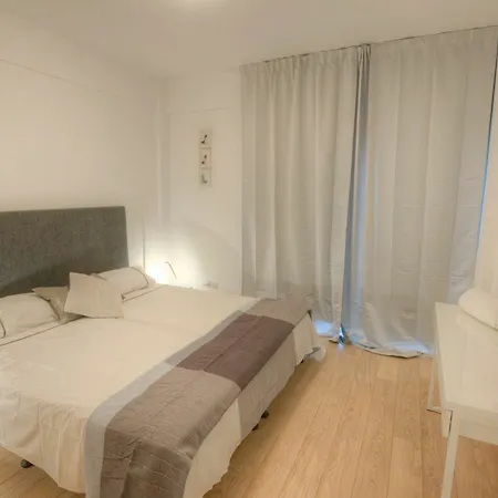 Dasoudi Beachfront Apartment * Limassol
