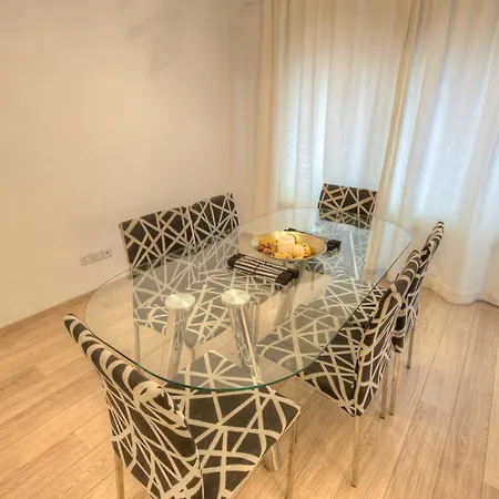 Apartment Dasoudi Beachfront Apartment *